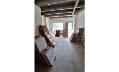 *Venta de casa lote o bodega en San Francisco, Copacabana