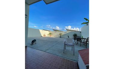 LAS CUMBRES / PH VISTAS DEL LAGO / 3 HABITACI. / 267m2 / TERRAZA / YG