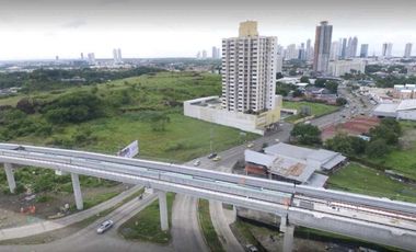 ALQUILER APARTAMENTO METRO VA CIMCUENTENERAIO VV