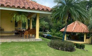 VENTA  EN CORONADO, $ 380,000 UN LUGAR PARA VIVIR DE VACACIONES