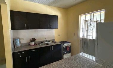 SE ALQUILA CASA SEMI AMOBLADA EN CHITRÉ - LA FLORESTA
