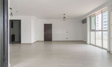 Venta: Apartamento en Avenida Balboa, PH Belle View