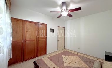 OPORTUNIDAD! Se Vende Casa de esquina Altos del María