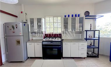 OPORTUNIDAD! Se Vende Casa de esquina Altos del María