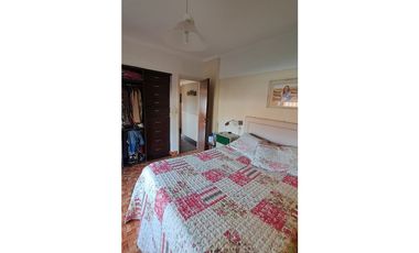 VENTA/ DEPARTAMENTO 3 AMBIENTES CON COCHERA Y BAULERA/ MAR DEL PLATA