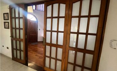 VENTA CASA URCA CORDOBA PILETA 4 DORMITORIOS