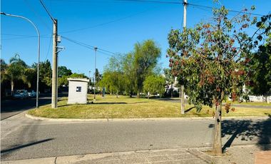 VENTA CASA URCA CORDOBA PILETA 4 DORMITORIOS