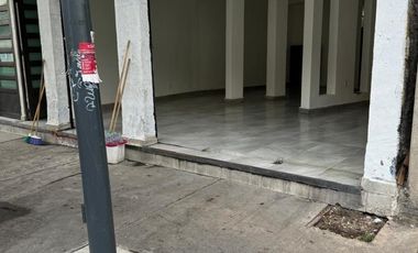 Renta de Local en Avenida Aquiles Serdán, Azcapotzalco