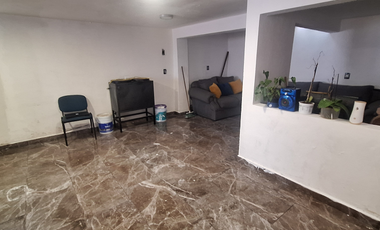 Venta de Casa en San Lorenzo Tepatitlán, Estado de México