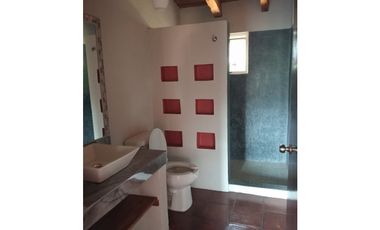 CASA EN RENTA CIRCUITO AVANDARO