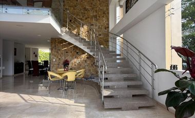 Bosques De Normandia Casa En Venta 5 Habitaciones 2 Niveles 384m2 Floridablamca, Santander Ml 15221