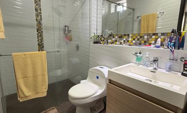 Bosques De Normandia Casa En Venta 5 Habitaciones 2 Niveles 384m2 Floridablamca, Santander Ml 15221