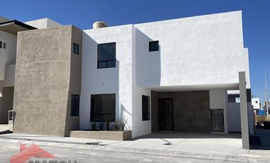 Casa en Venta en Privanzas Mirasierra