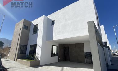 Casa en Venta en Privanzas Mirasierra