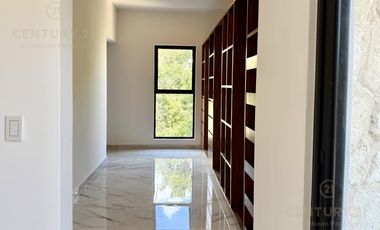 Tu Nueva casa en Residencial Vía Cumbres en Venta en Cancun C3952