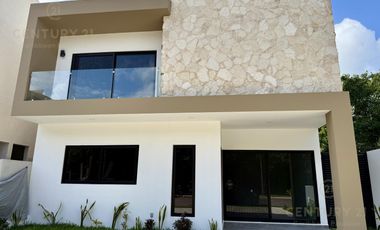Tu Nueva casa en Residencial Vía Cumbres en Venta en Cancun C3952