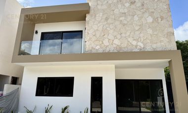 Tu Nueva casa en Residencial Vía Cumbres en Venta en Cancun C3952