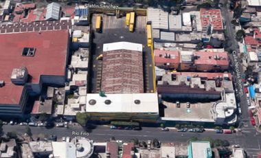 Venta de oficinas con bodega y patio de maniobras