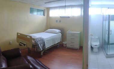 Venta de Hospital en Jardines de San Mateo