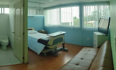 Venta de Hospital en Jardines de San Mateo