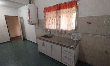 Casa PH en alquiler en Castelar Sur