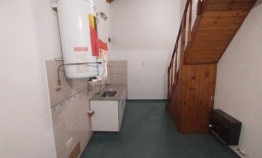 Casa PH en alquiler en Castelar Sur