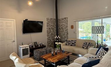 Casa en Venta en San Clemente, Mariposas, Casa en gran parcela con piscina