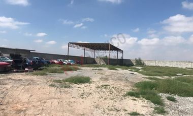 ¡Invierte en un terreno estratégico a solo 800 m de la carretera Torreón-Matamoros!