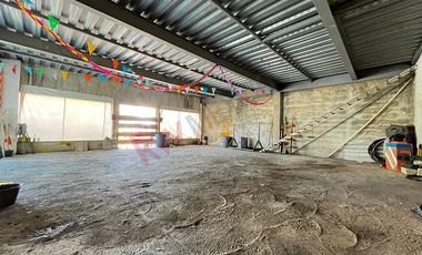 Local comercial en RENTA a un costado de UNIACH ORIENTE en BOULEVARD PRINCIPAL