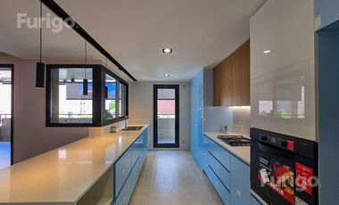 Venta departamento 3 dormitorios con cochera