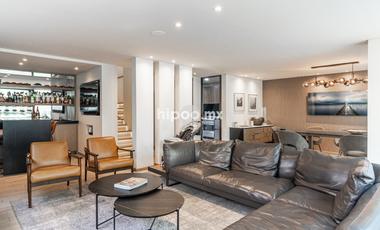 Casa en condominio en venta en Lomas de Bezares