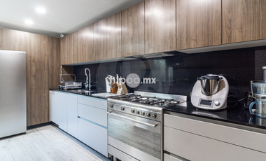Casa en condominio en venta en Lomas de Bezares