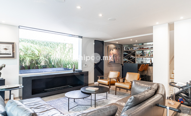 Casa en condominio en venta en Lomas de Bezares