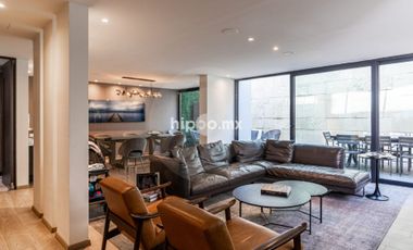 Casa en condominio en venta en Lomas de Bezares