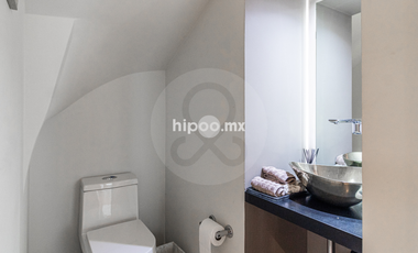 Casa en condominio en venta en Lomas de Bezares