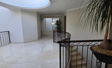 Preciosa casa en Bosques de las Lomas, privada .  Renta