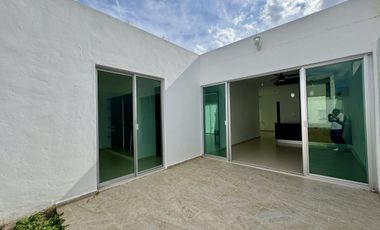 CASA EN VENTA, UNA PLANTA, 2 RECÁMARAS, PRIVADA, SANTA FE NORTE ¡OPORTUNIDAD!
