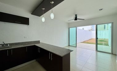 CASA EN VENTA, UNA PLANTA, 2 RECÁMARAS, PRIVADA, SANTA FE NORTE ¡OPORTUNIDAD!