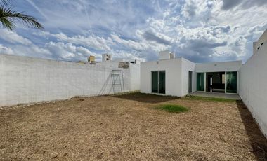 CASA EN VENTA, UNA PLANTA, 2 RECÁMARAS, PRIVADA, SANTA FE NORTE ¡OPORTUNIDAD!
