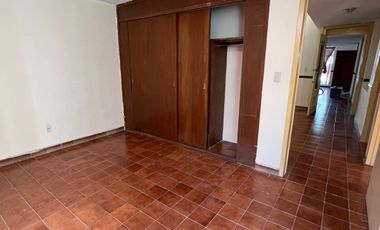 CASA EN VENTA CON RECAMARAS EN PB RESIDENCIAL DEL VALLE  AL PONIENTE DE AGS.