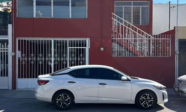 CASA EN VENTA CON RECAMARAS EN PB RESIDENCIAL DEL VALLE  AL PONIENTE DE AGS.