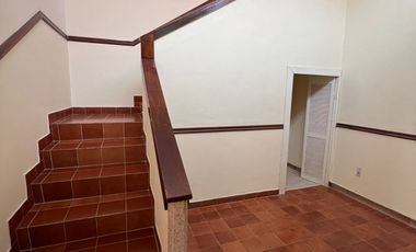 CASA EN VENTA CON RECAMARAS EN PB RESIDENCIAL DEL VALLE  AL PONIENTE DE AGS.