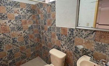 CASA EN VENTA CON RECAMARAS EN PB RESIDENCIAL DEL VALLE  AL PONIENTE DE AGS.