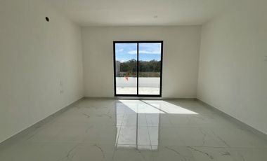 CASA EN VENTA DE 3 HABITACIONES Y ALBERCA EN PRIVADA CON AMENIDADES, ZENDERA