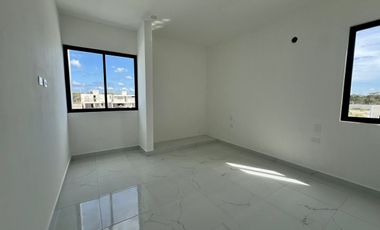 CASA EN VENTA DE 3 HABITACIONES Y ALBERCA EN PRIVADA CON AMENIDADES, ZENDERA