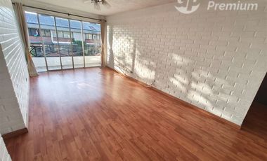 Departamento en Venta en Av. Padre Alberto Hurtdo con Fray C. Henriquez / Se Vende departamento 3 Dormitorios 2 Baños Estacionamiento y Bodega