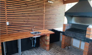 SE VENDE CASA EN PARCELA A 5 KILÓMETROS DE LOS NGELES