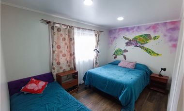 SE VENDE CASA EN PARCELA A 5 KILÓMETROS DE LOS NGELES