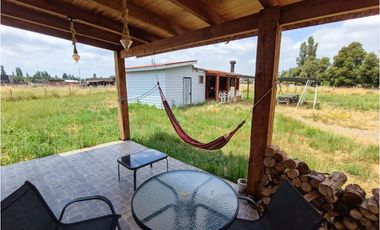 SE VENDE CASA EN PARCELA A 5 KILÓMETROS DE LOS NGELES