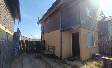 SE VENDE CASA SECTOR PARQUE LAUQUÉN